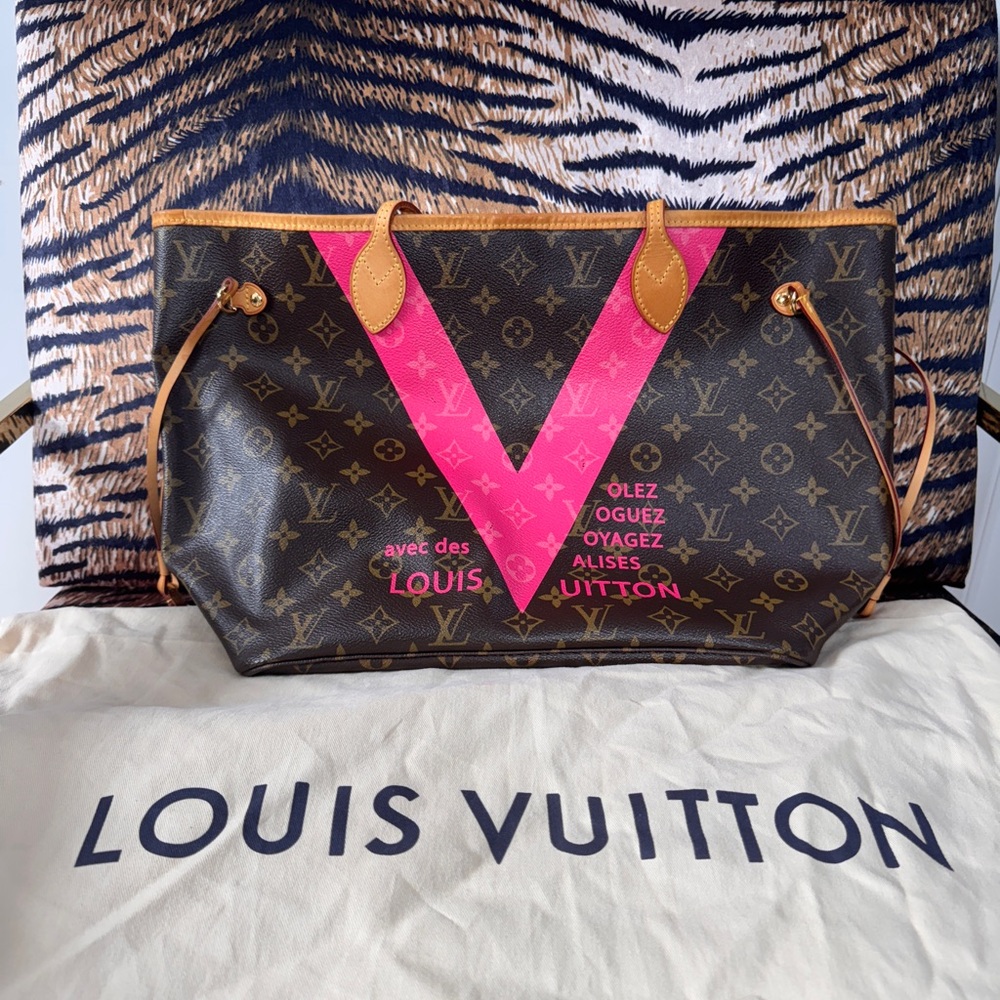 Louis Vuitton Neverfull MM Monogram “V” Pink Limited Edition – With Dust Bag
